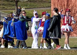 Rosenmontag In Jena Farbe Und Frohsinn Erlebte Winzerla 42